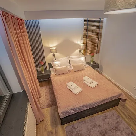 Apartament W Cieplicach Luxury Jelenia Gora Exterior photo